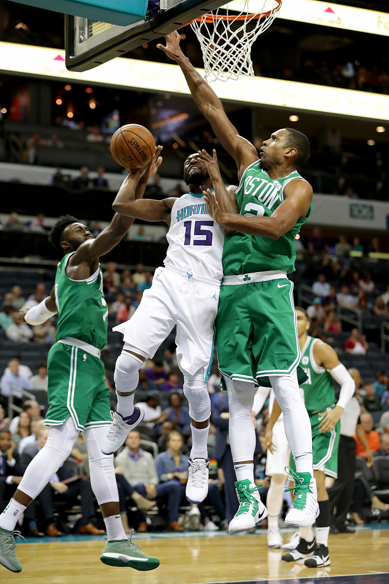 AYX爱游戏正版APP塔图姆连续七场比赛得分超过精彩发挥，掘金挑战极限！的简单介绍